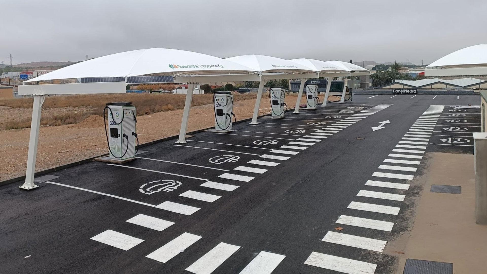 Hub de recarga ultrarrápida de Iberdrola | bp pulse en Tudela