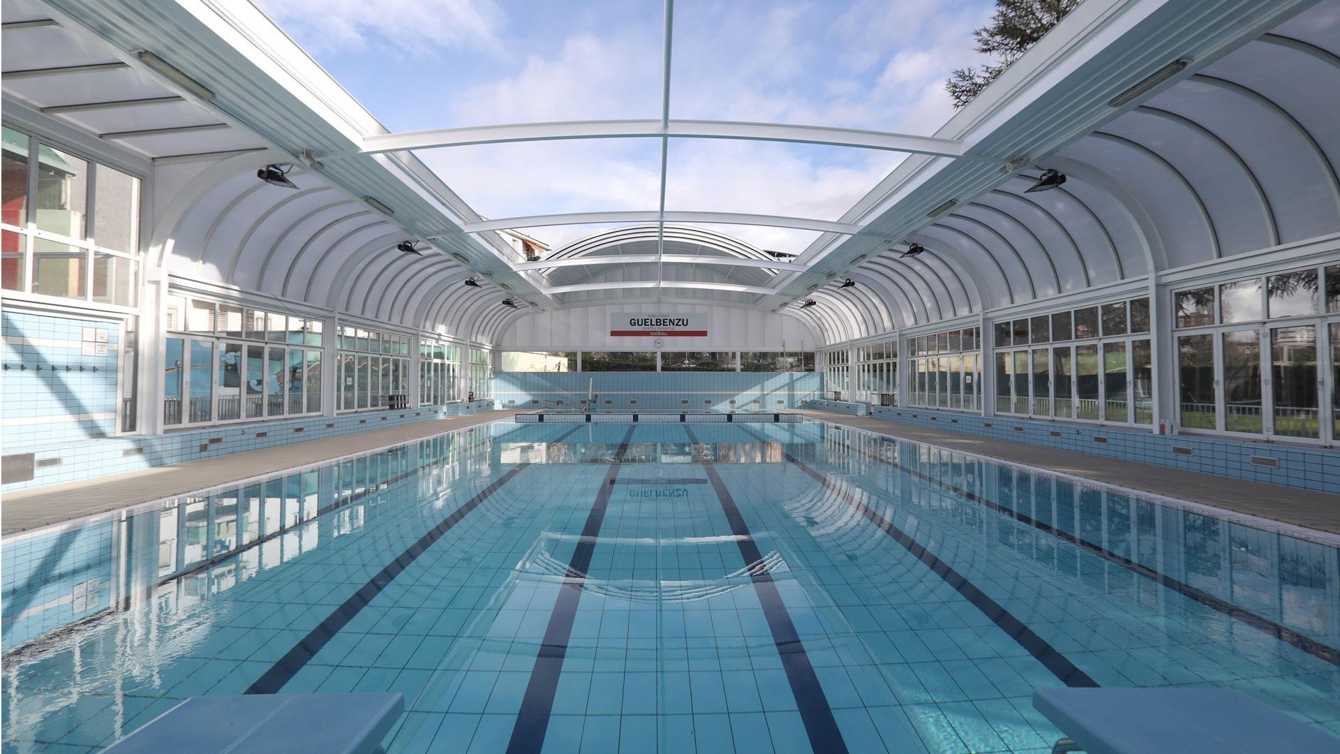 Piscina del Centro Recreativo Guelbenzu