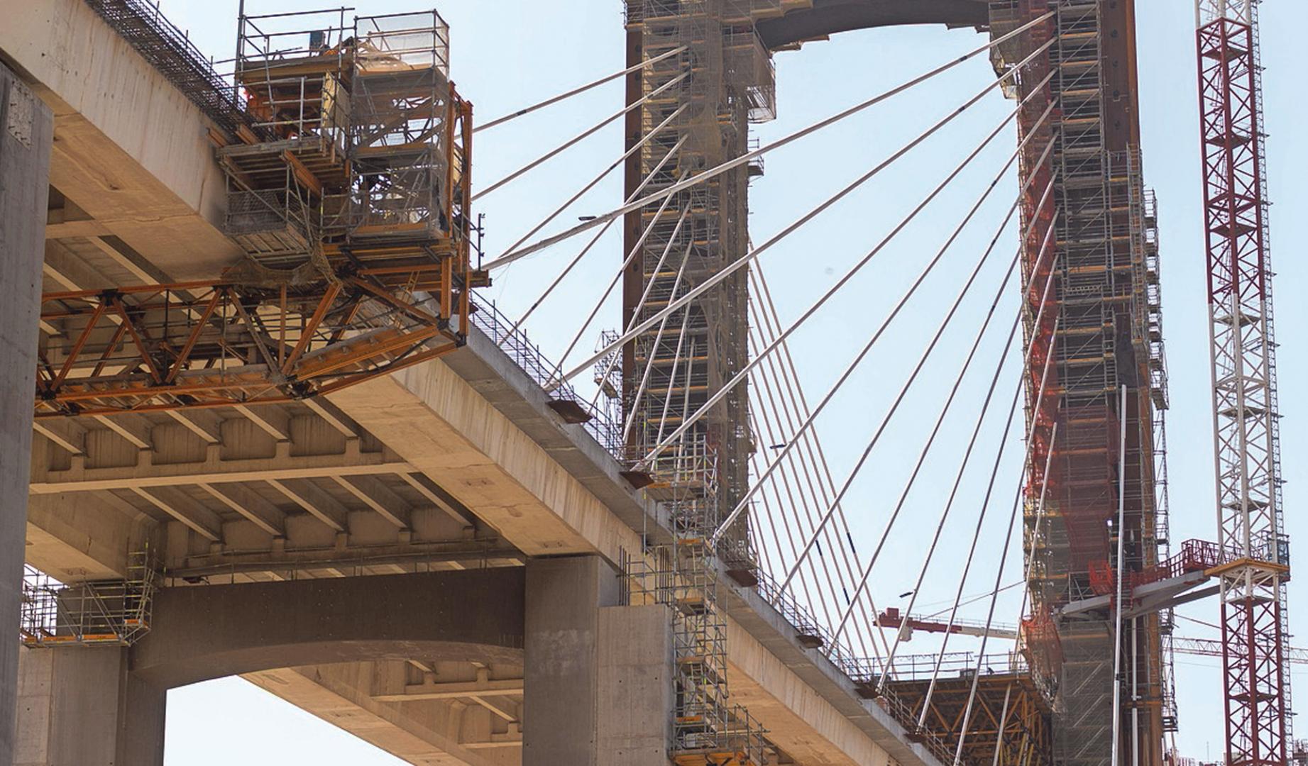 Las obras bajo sospecha en el puente del Quinto Centenario de Sevilla