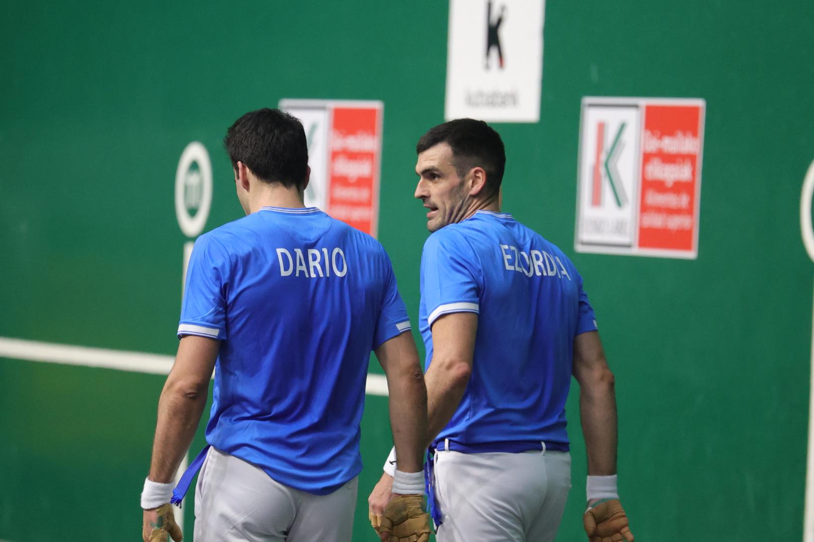 Joseba Ezkurdia y Darío Gómez, en Tolosa.