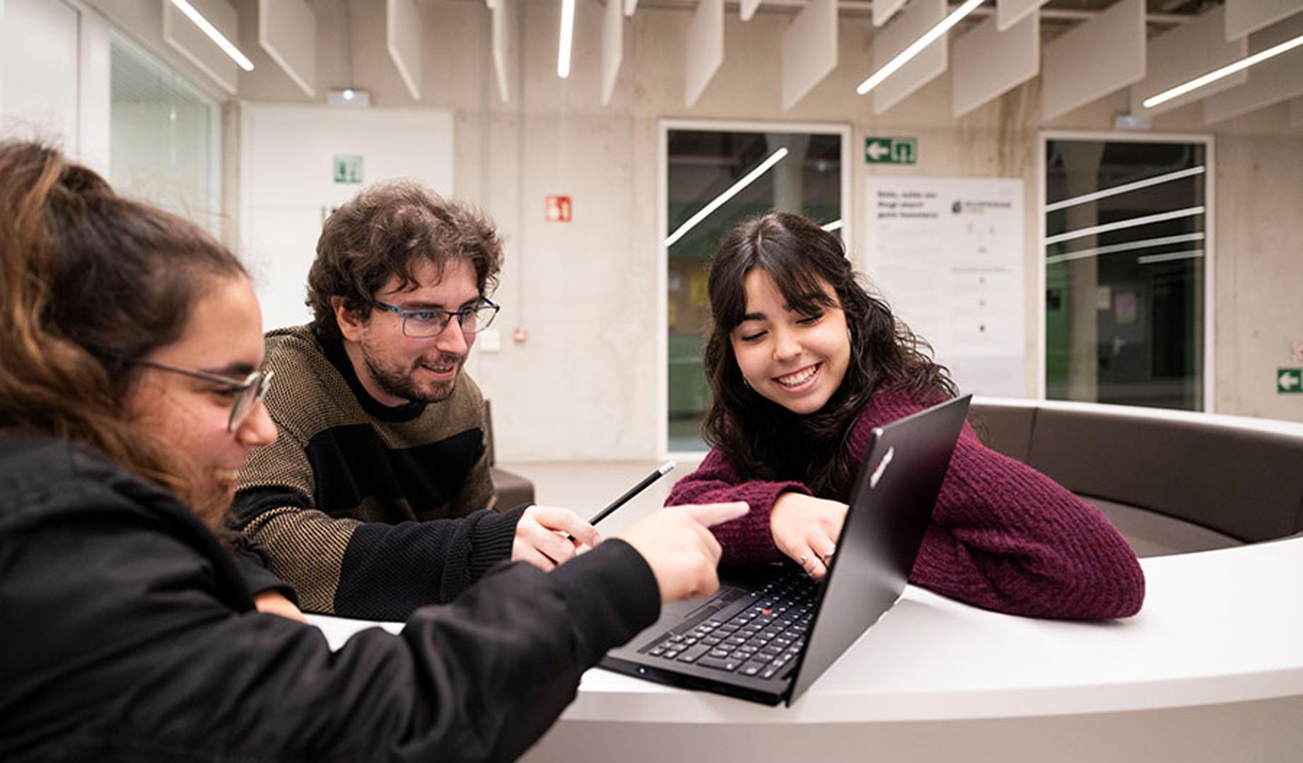 Estudiantes, en la UPNA.