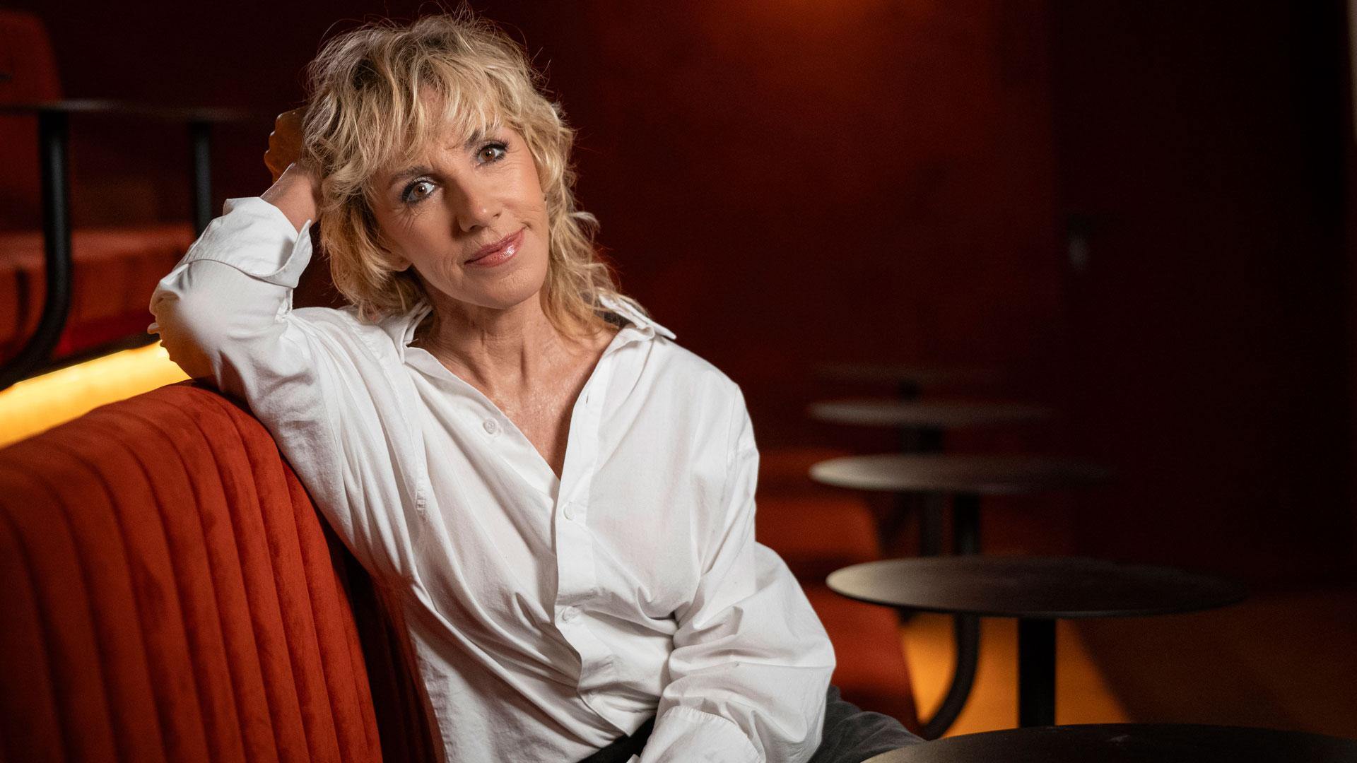 La cantante Ana Torroja posa durante una entrevista en la promoción de su nuevo disco 'Se ha acabado el show'