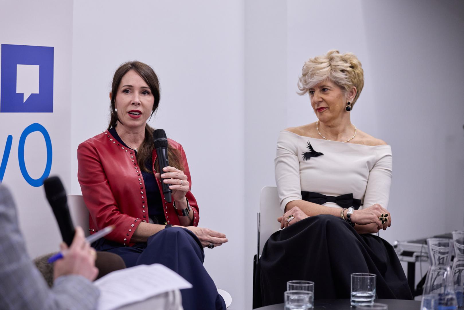 Sara Bellido, propietaria de 'Damisela en apuros', y Marta Garayoa, propietaria de 'Adorno'