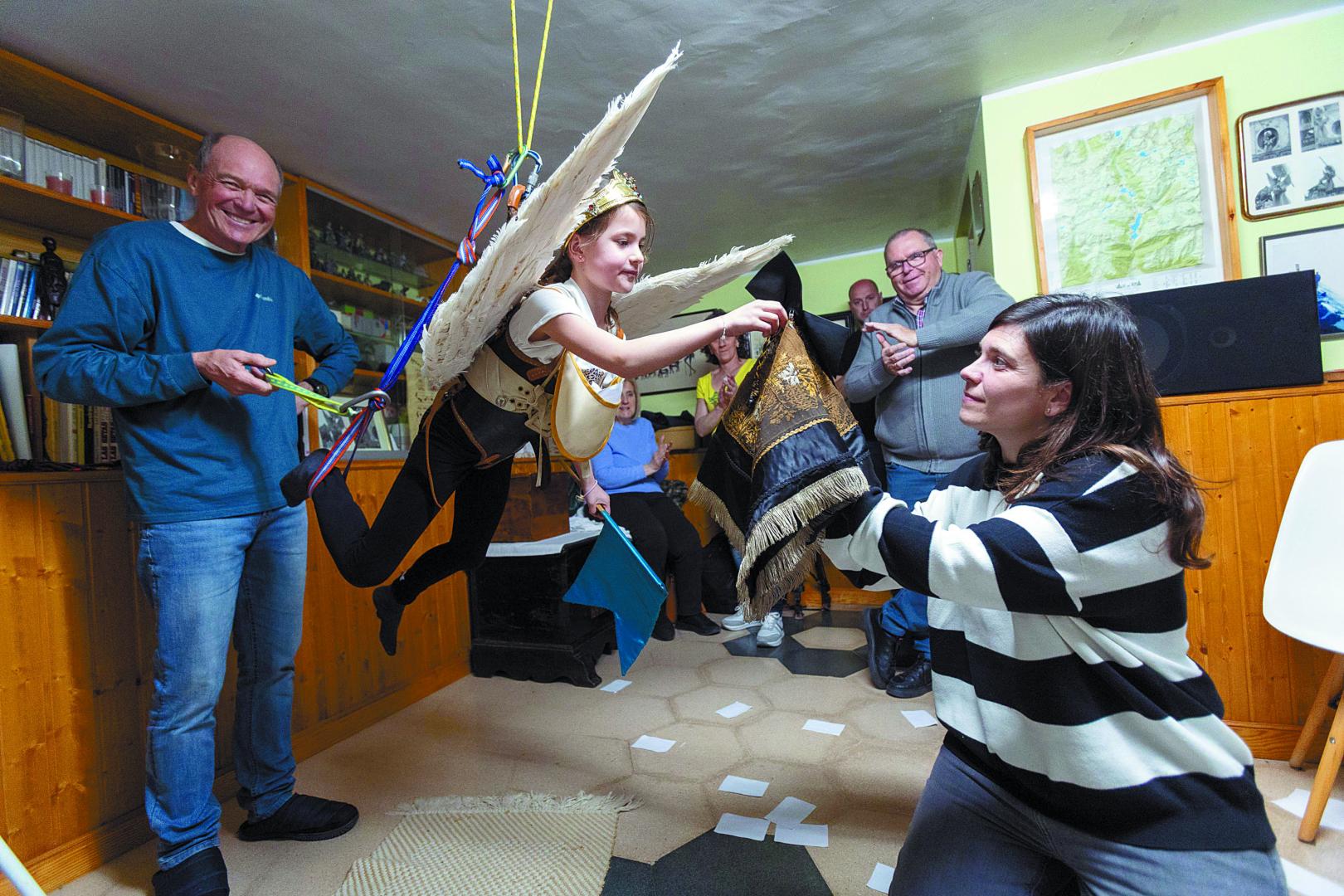 El Ángel de Tudela, Emma Madorrán Ojuel, en el ensayo final en la bodega de la familia Gambra-Arregui.