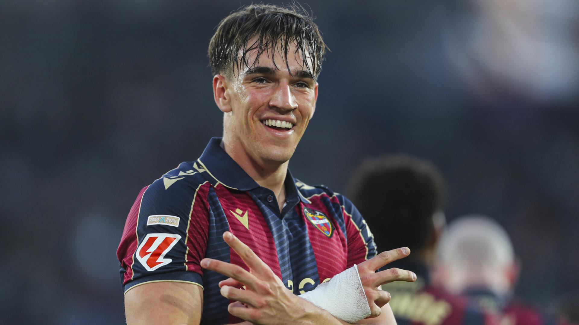 Losada y Romero deciden el duelo por la salvación y mantienen con vida al Levante