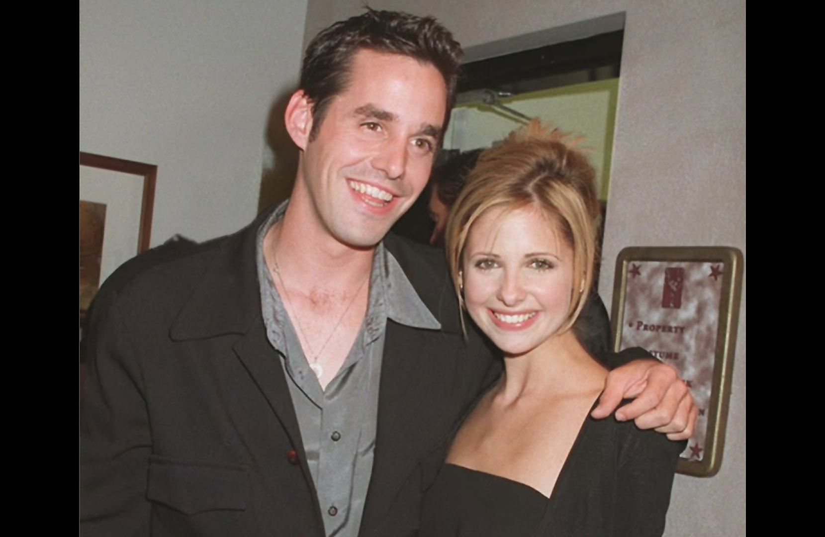 Foto publicada por la actriz Sarah Michelle Gellar con el actor Nicholas Brendon
