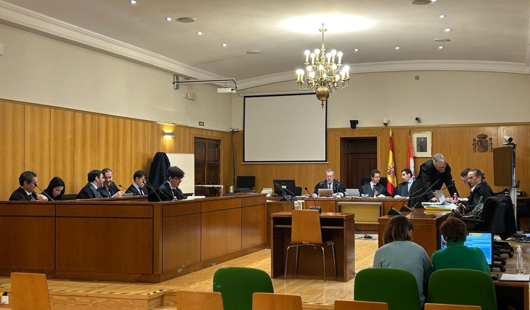 Nueva jornada del juicio por el 'caso ataúdes'