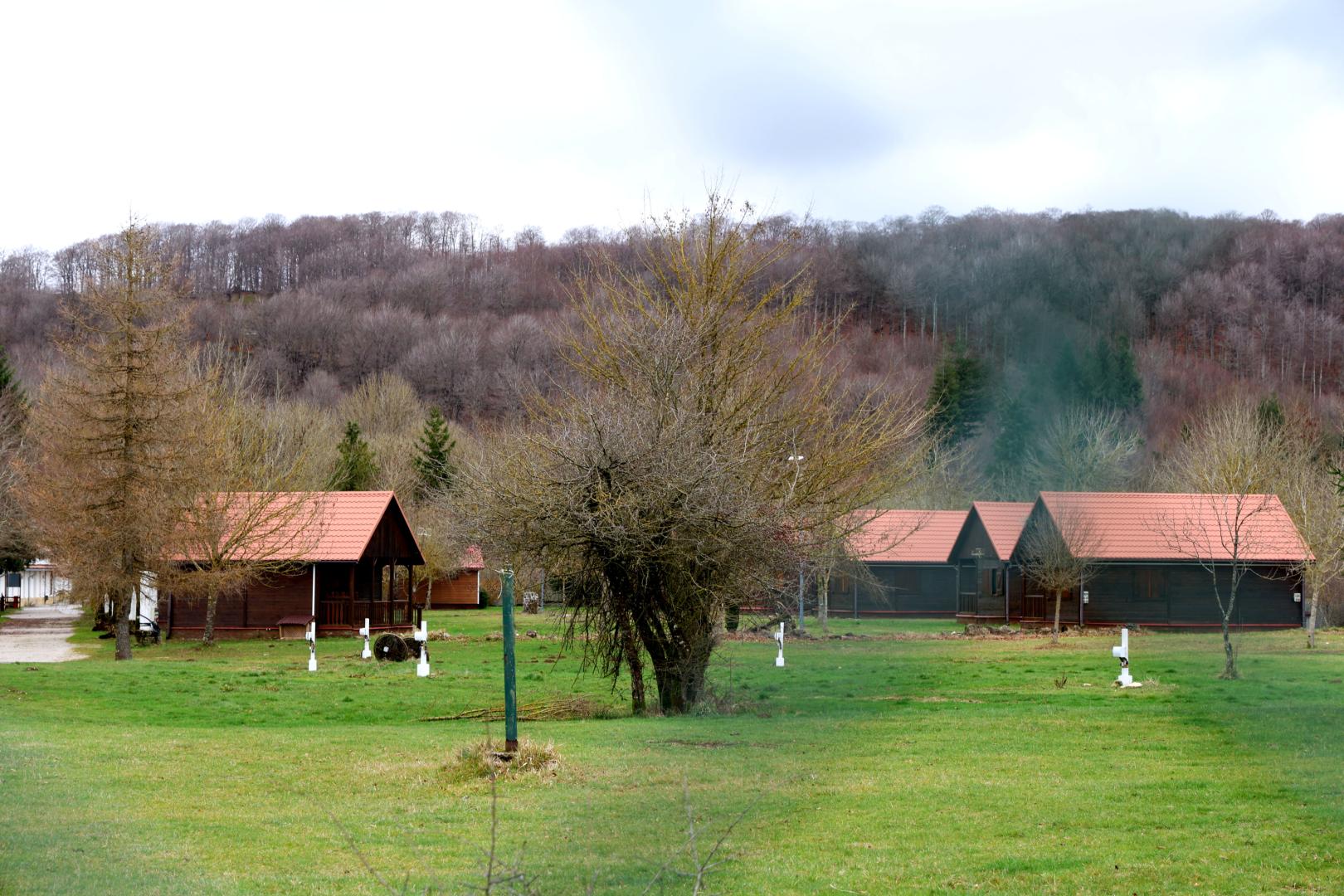 Vista parcial del camping de Urbasa