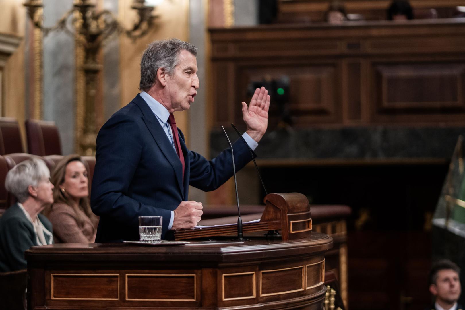 El presidente del Partido Popular, Alberto Núñez Feijóo, interviene este miércoles en el Congreso de los Diputados