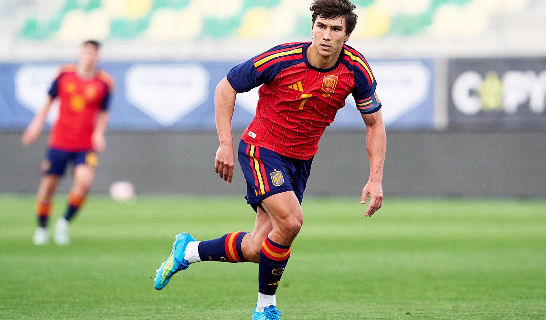El delantero español Gonzalo García durante el partido de la Sub-21 ante Chipre en Larnaka.