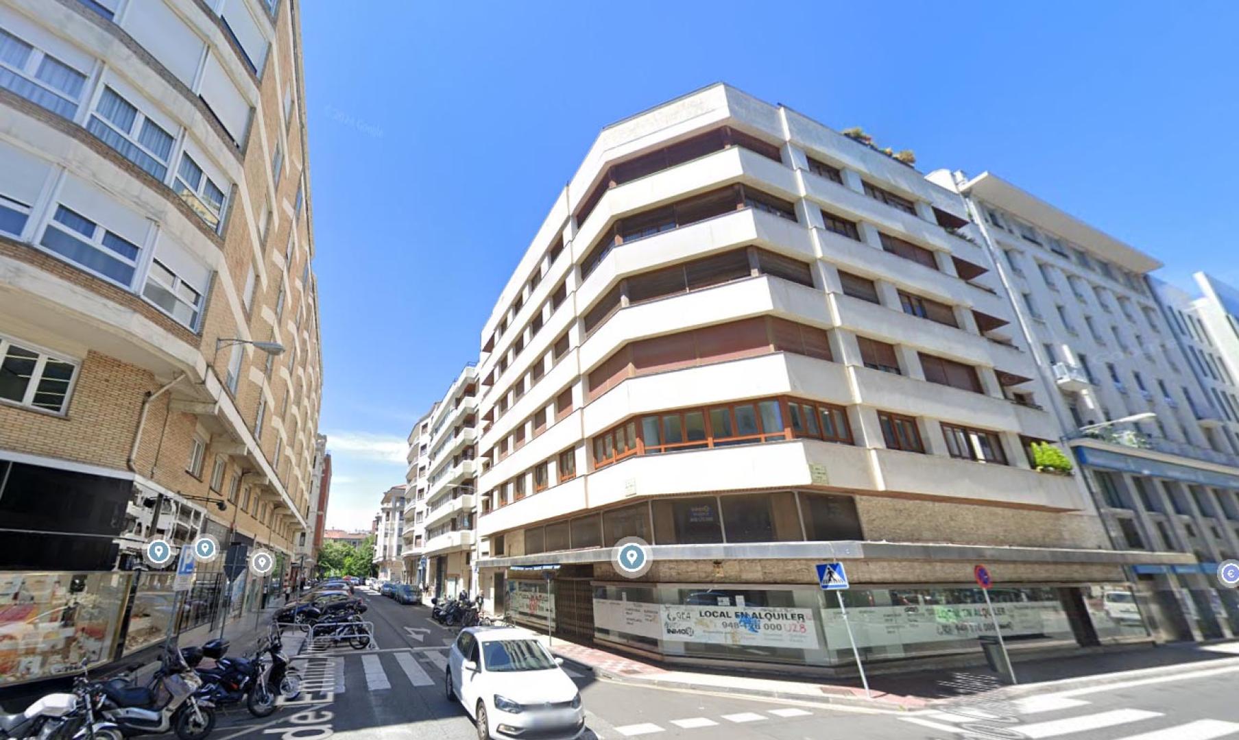 El incendio se ha producido en una vivienda del número 14 de la calle Arrieta