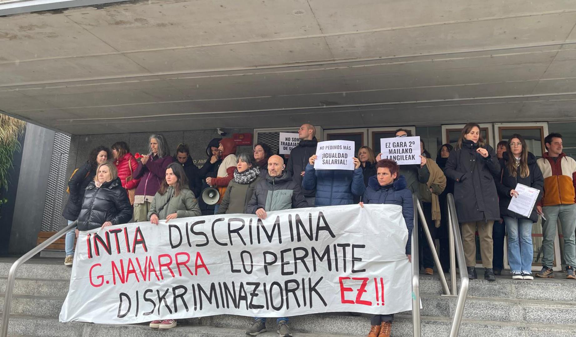 Protesta de los trabajadores de INTIA