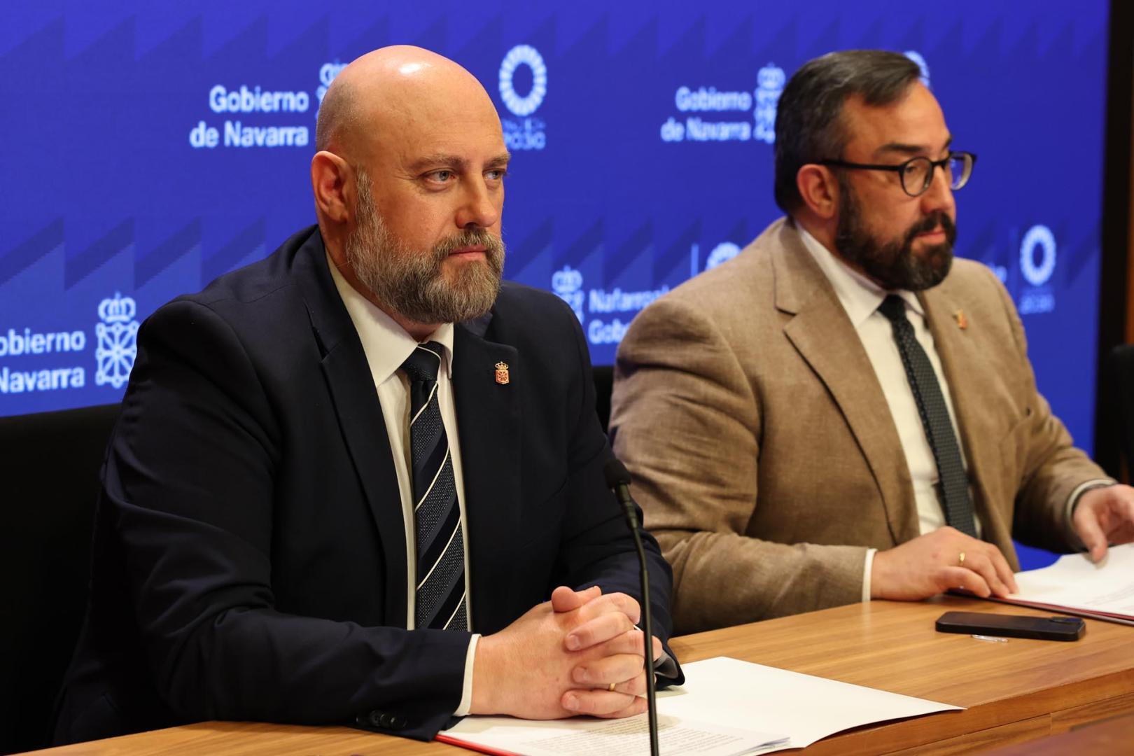 José Luis Arasti y Javier Remírez, este miércoles durante su comparecencia ante los medios