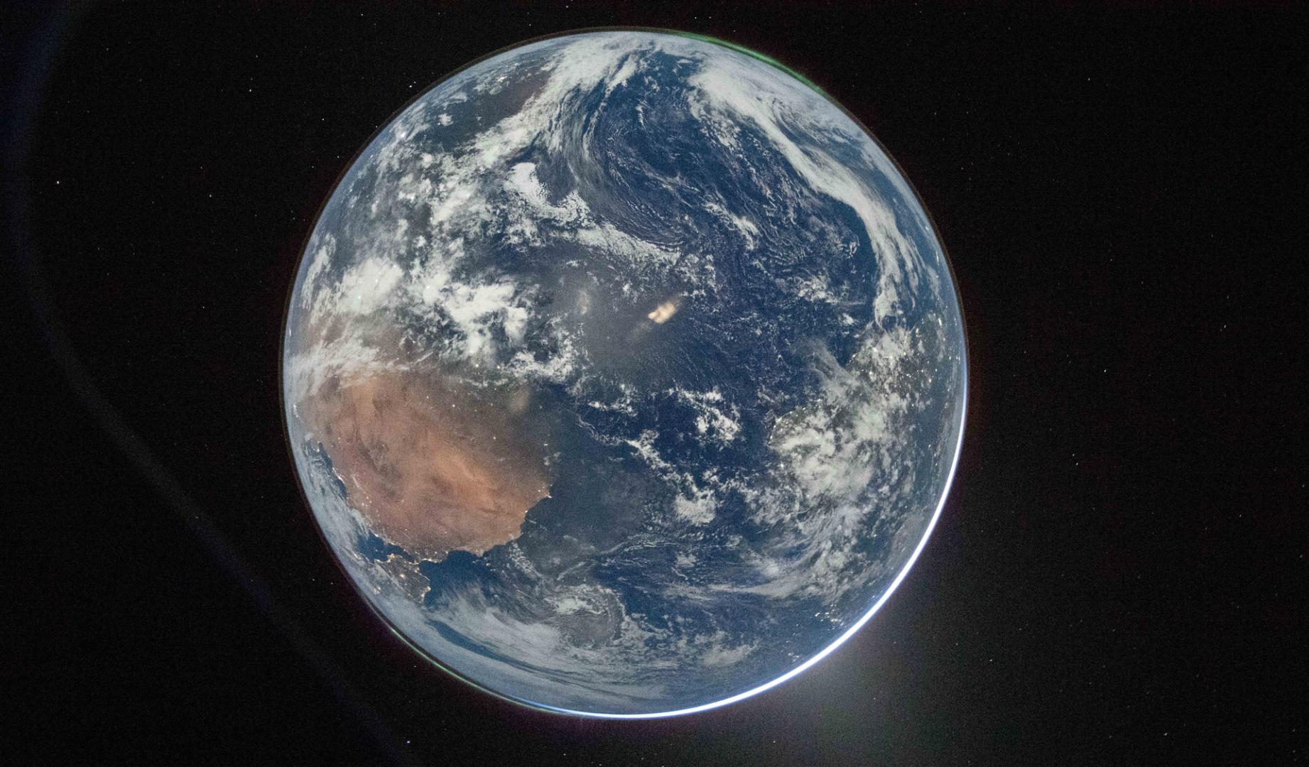 magen de la Tierra tomada por el astronauta de la NASA y comandante de la misión Artemis II