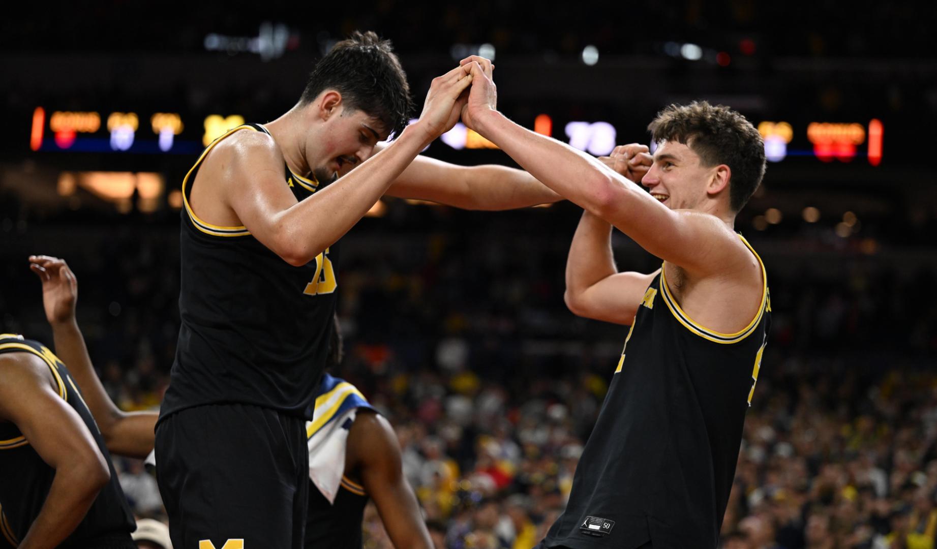 Aday Mara hace historia, se luce con Michigan y jugará la final de la NCAA