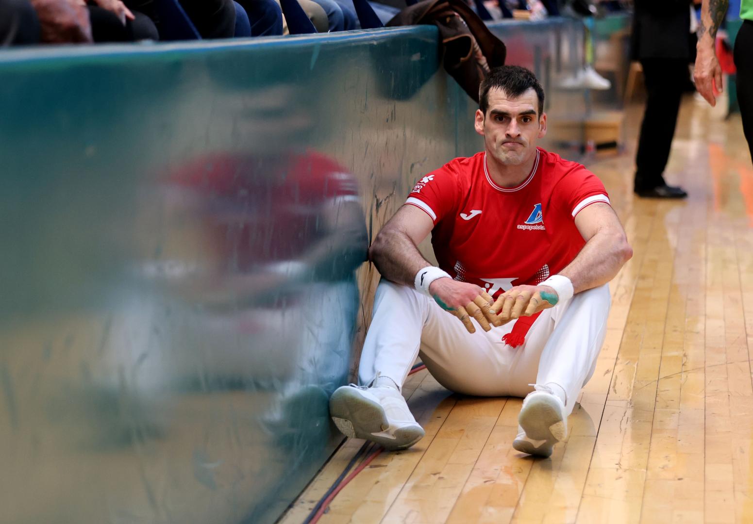 Joseba Ezkurdia, justo después de perder un tanto en el Remontival.