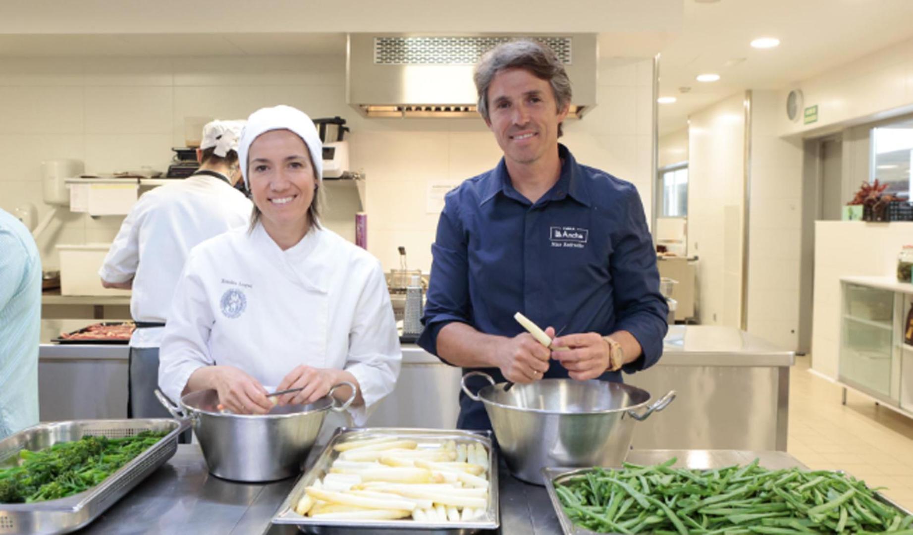 Xandra Luque y Nino Redruello, cocinando a cuatro manos en el Día Mundial de la Salud
