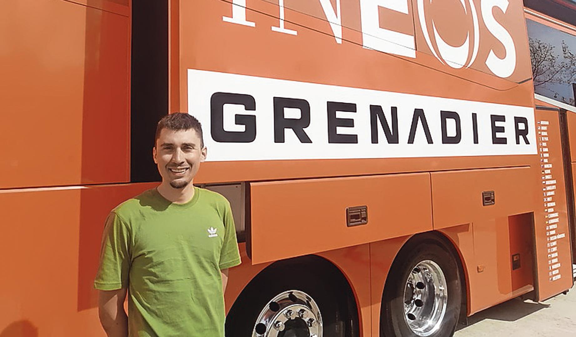Óscar Rodríguez, ayer en el bus del INEOS