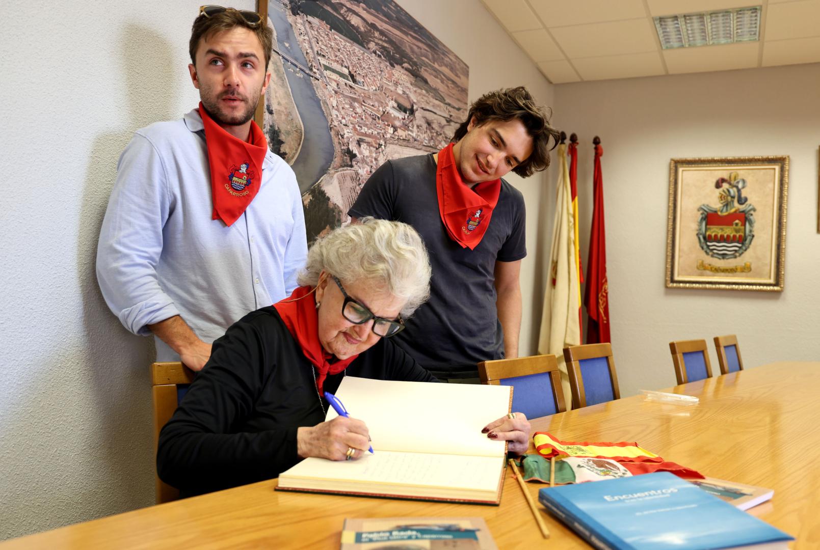 A:Sonia Salsamendi F: 08/04/26 P: Pilar Galindo Y López Portillo L: Caparroso T: Visita de Pilar a Caparroso