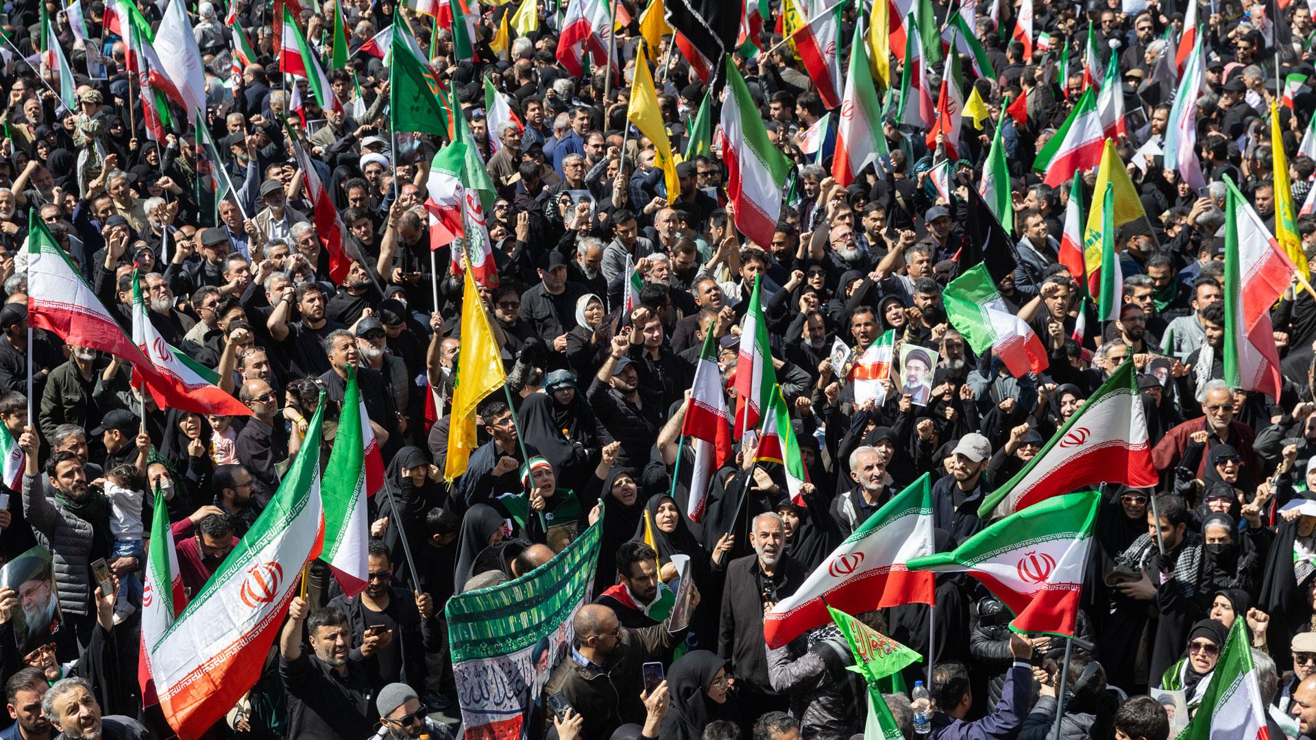 Manifestación en Teherán 40 días después de la muerte del exlíder supremo Ali Khamenei