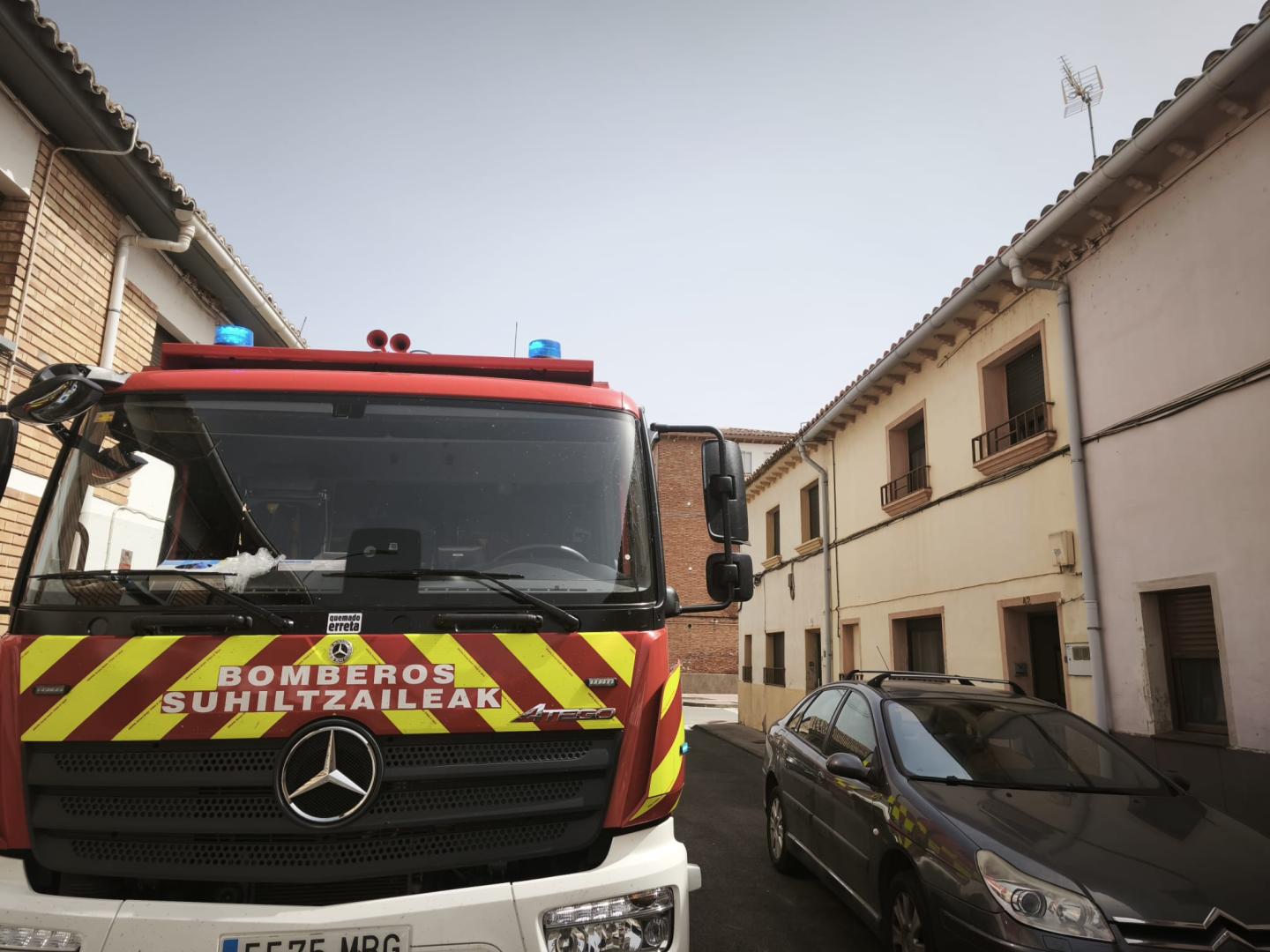 Imagen de la calle Virgen del Amparo de Castejón donde ha tenido lugar el incendio