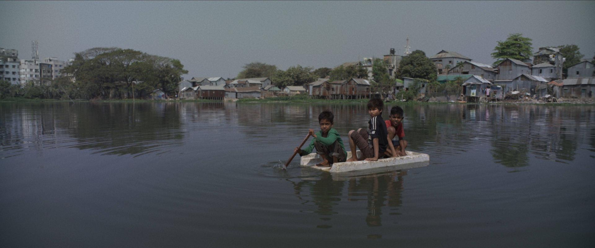 Una imagen de Black Water, la película de Natxo Leuza rodada en Bangladesh que hace evidente la urgencia de actuar ante los efectos que ya se están percibiendo por el cambio climático