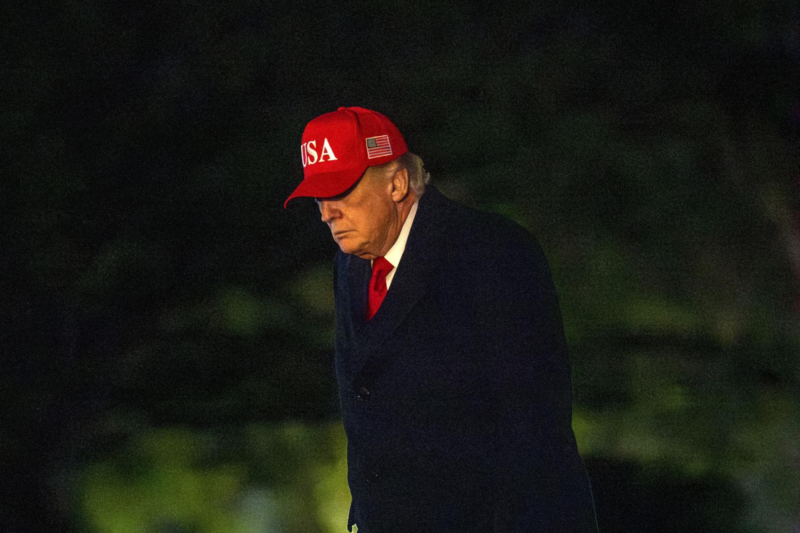 Donald Trump, fotografiado en su regreso a la Casa Blanca desde Miami
