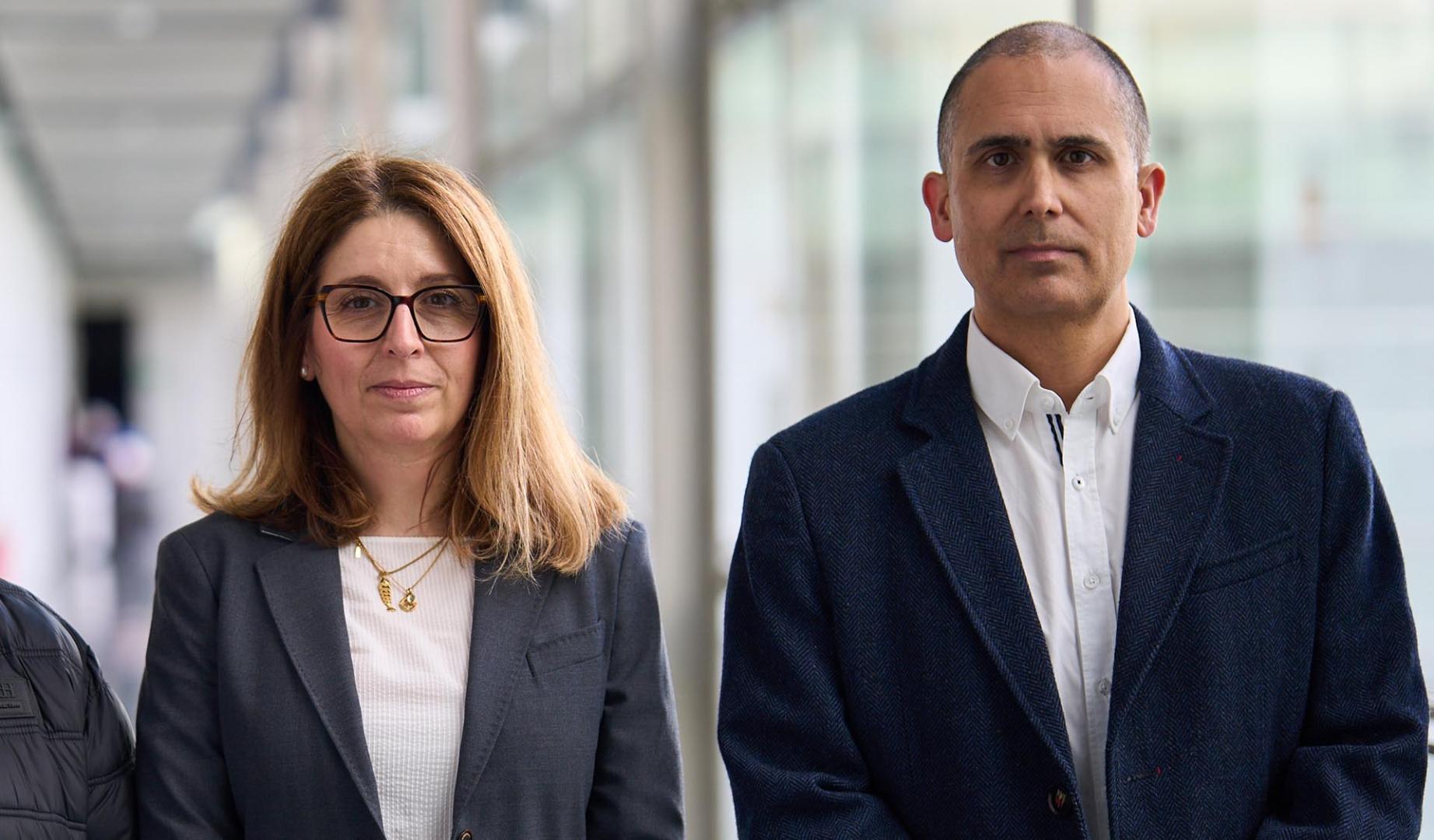 Victoria Güeto, médica de familia en el centro de salud de Mendillorri, y Gorka Docio, cirujano en el hospital García Orcoyen de Estella