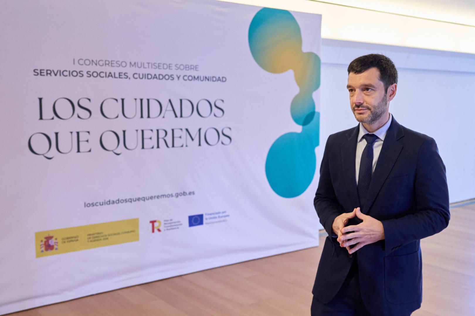 El ministro de Derechos Sociales, Consumo y Agenda 2030, Pablo Bustinduy, este miércoles en Pamplona