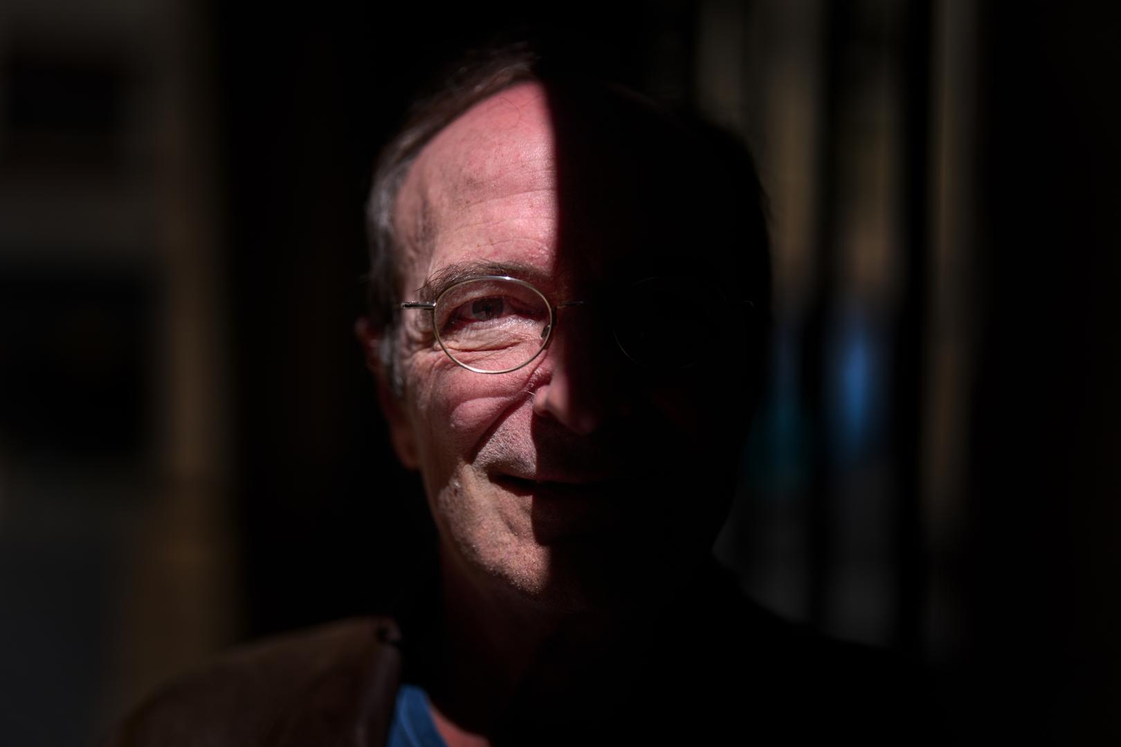 El astrofísico pamplonés Fernando Jáuregui, director del documental.