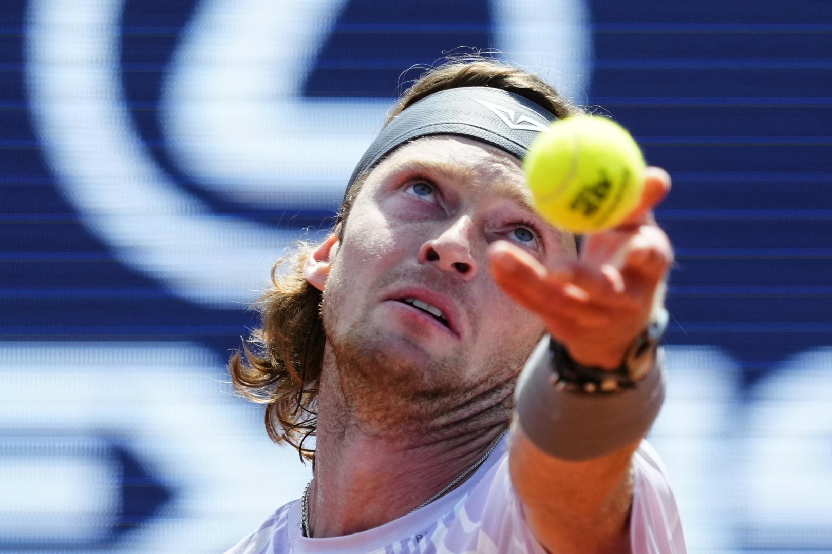 Andrei Rublev, durante el partido contra el serbio Hamad Medjedovic.