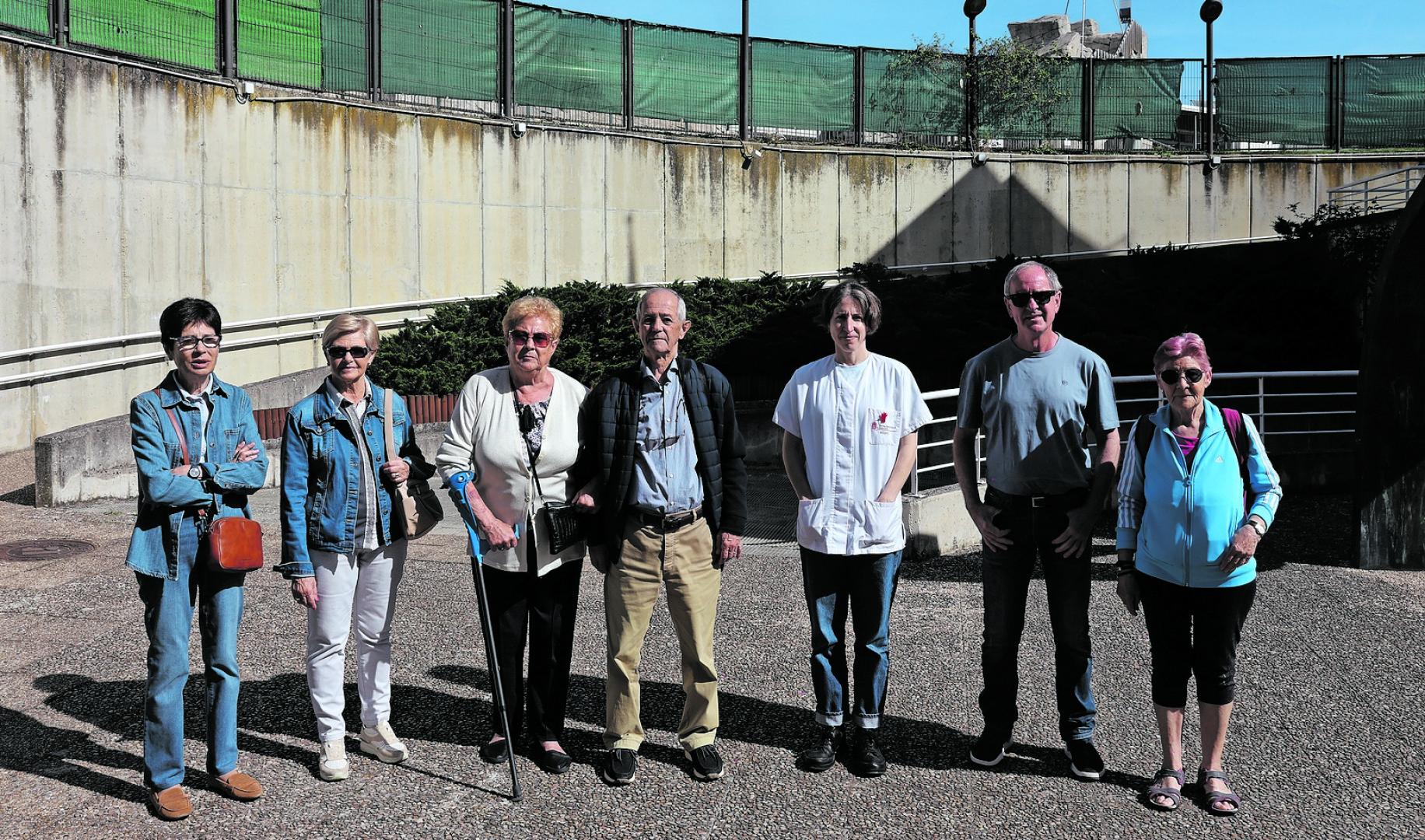 María José Dronda, Felix Marco, Juana Reta, Nieves Goñi, Mari Carmen Astrain, Javier Idoate y Delia Vargas son algunos de los abonados y socios que luchan por Larrabide