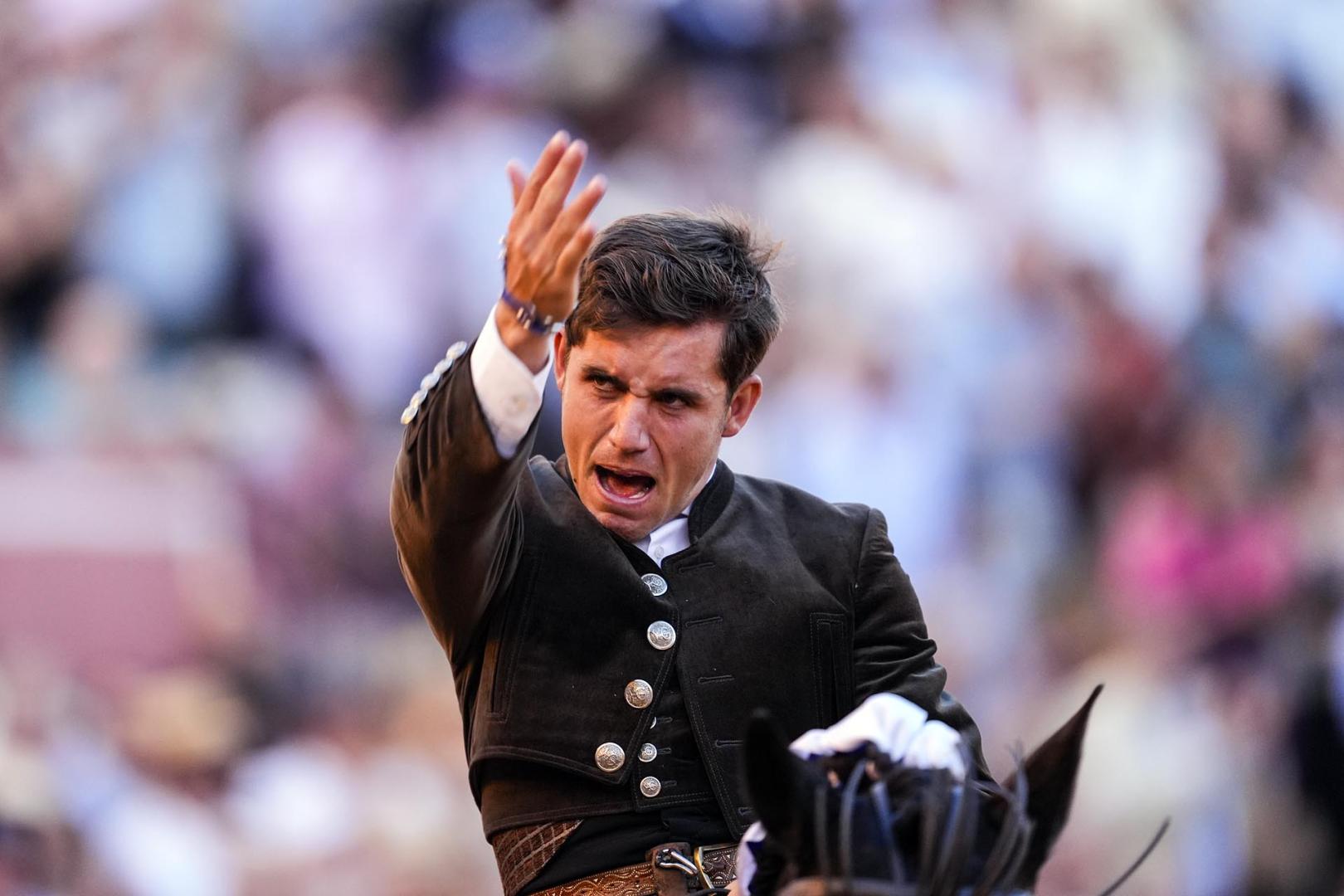 Corrida de rejones
