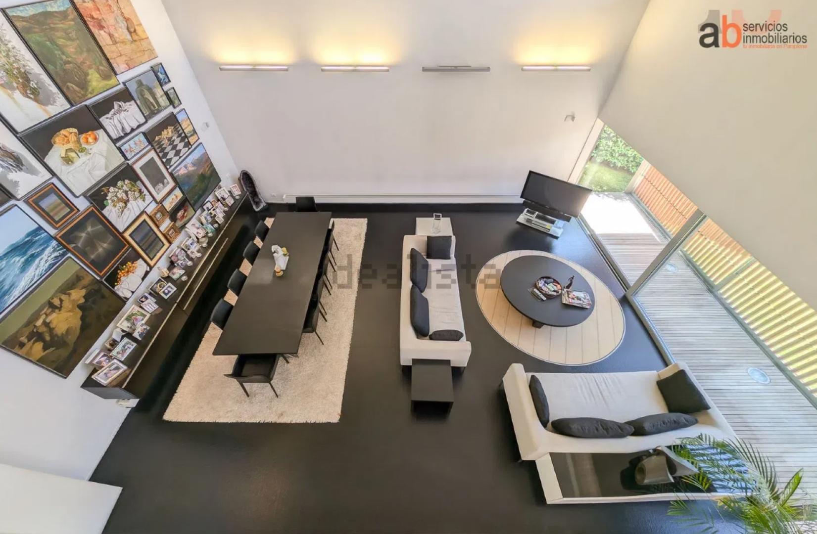 Salón a doble altura