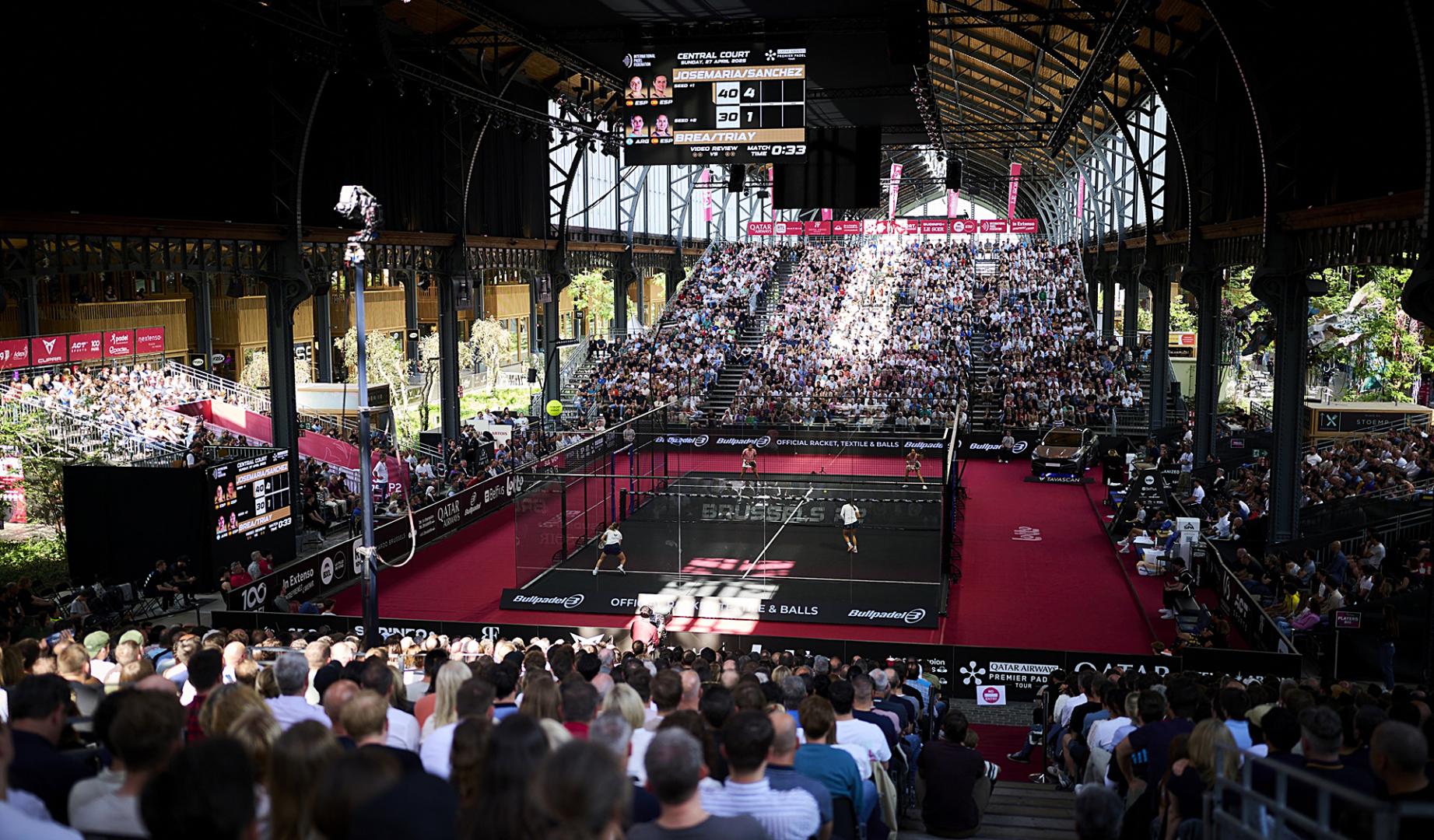 Vista general de la final femenina en Bruselas del pasado año con Ari Sánchez y Paula Josemaría contra Delfi Breao y Gemma Triay