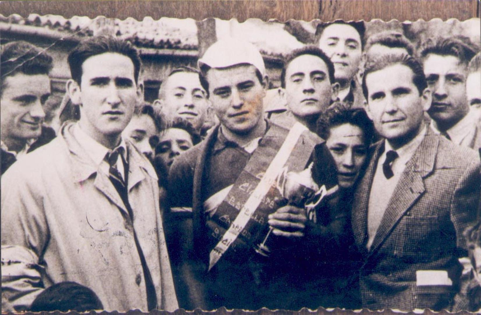 Javier Gómez de Segura, en la primera carrera que organizó el C.C.Estella en 1951.