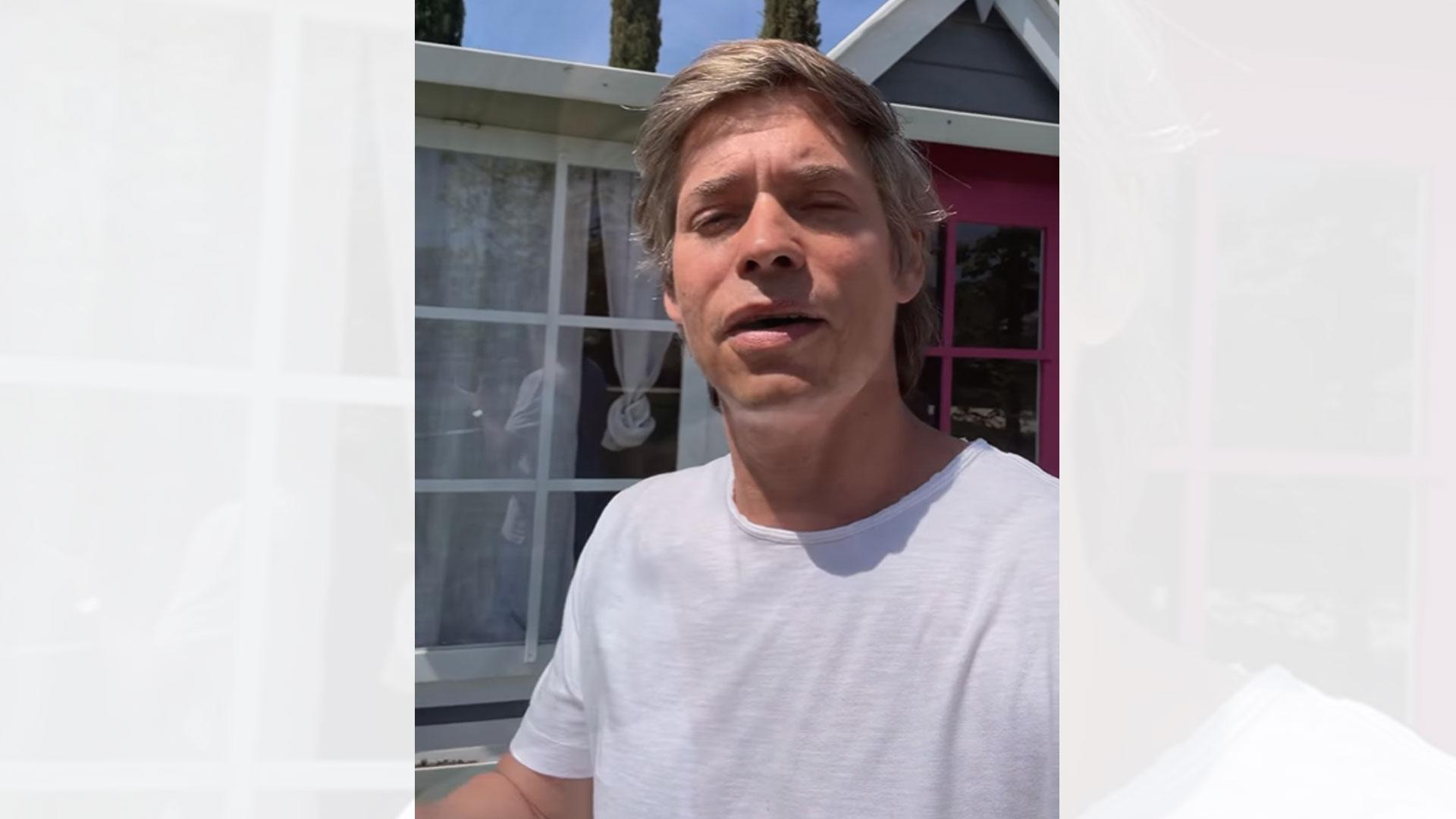 Imagen del vídeo publicado por el cantante Carlos Baute para pedir perdón por llamar "mona" a la actual presidenta de Venezuela, Delcy Rodríguez