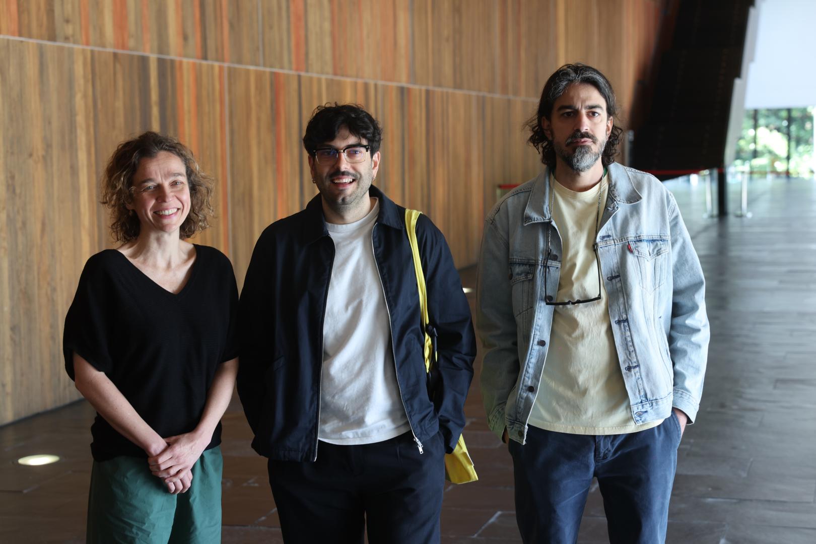 Sarah  Vanagt, Adrián Canoura y Francisco Moura Relvas, ayer, en el Baluarte