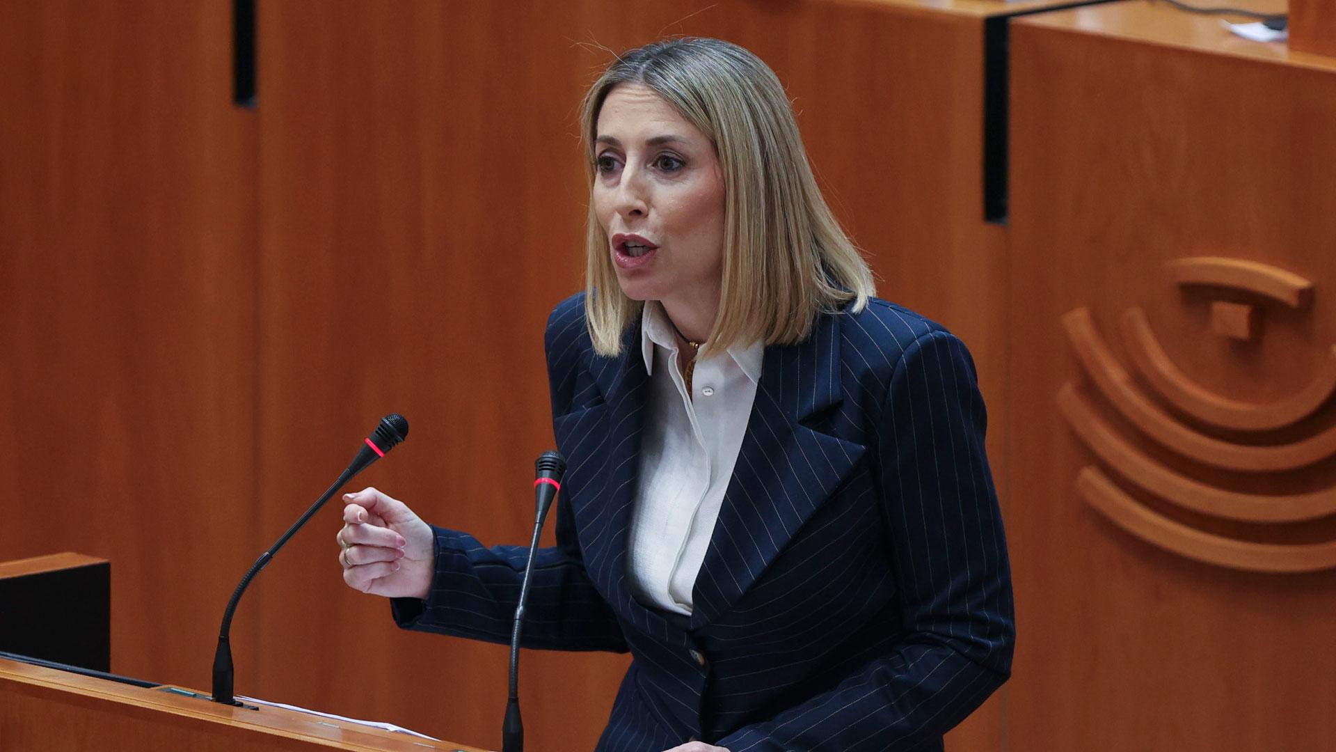 María Guardiola, durante su intervención este miércoles en la Asamblea regional en la que ha sido elegida presidenta de Extremadura