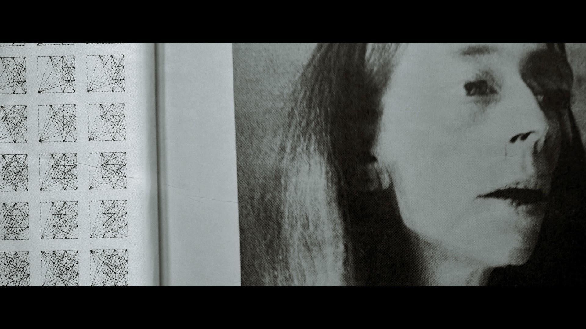 'Frame' del cortometraje documental Elena Asins-Génesis