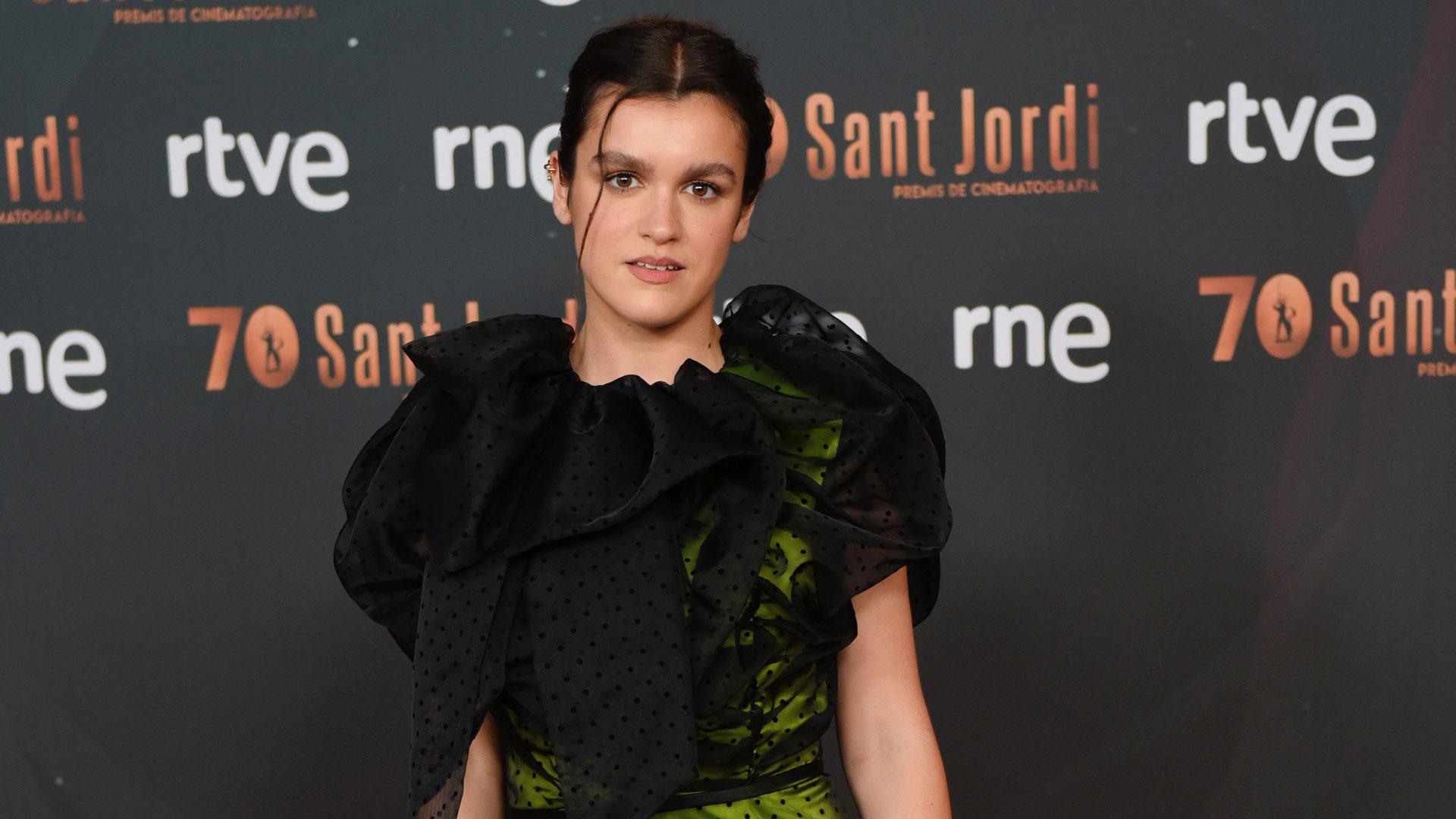La cantante Amaia Romero durante el photocall de la entrega de los 70 Premis RNE Sant Jordi de cine