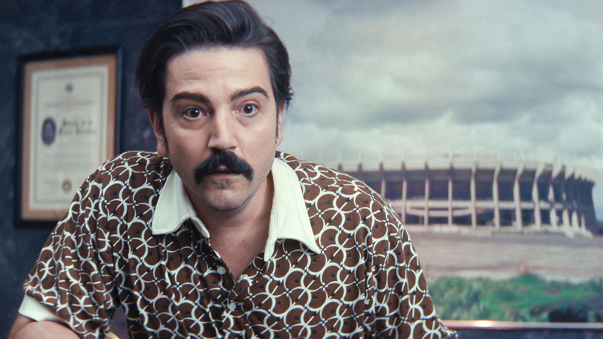 El actor mexicano Diego Luna, durante un fragmento de la película 'México 86'