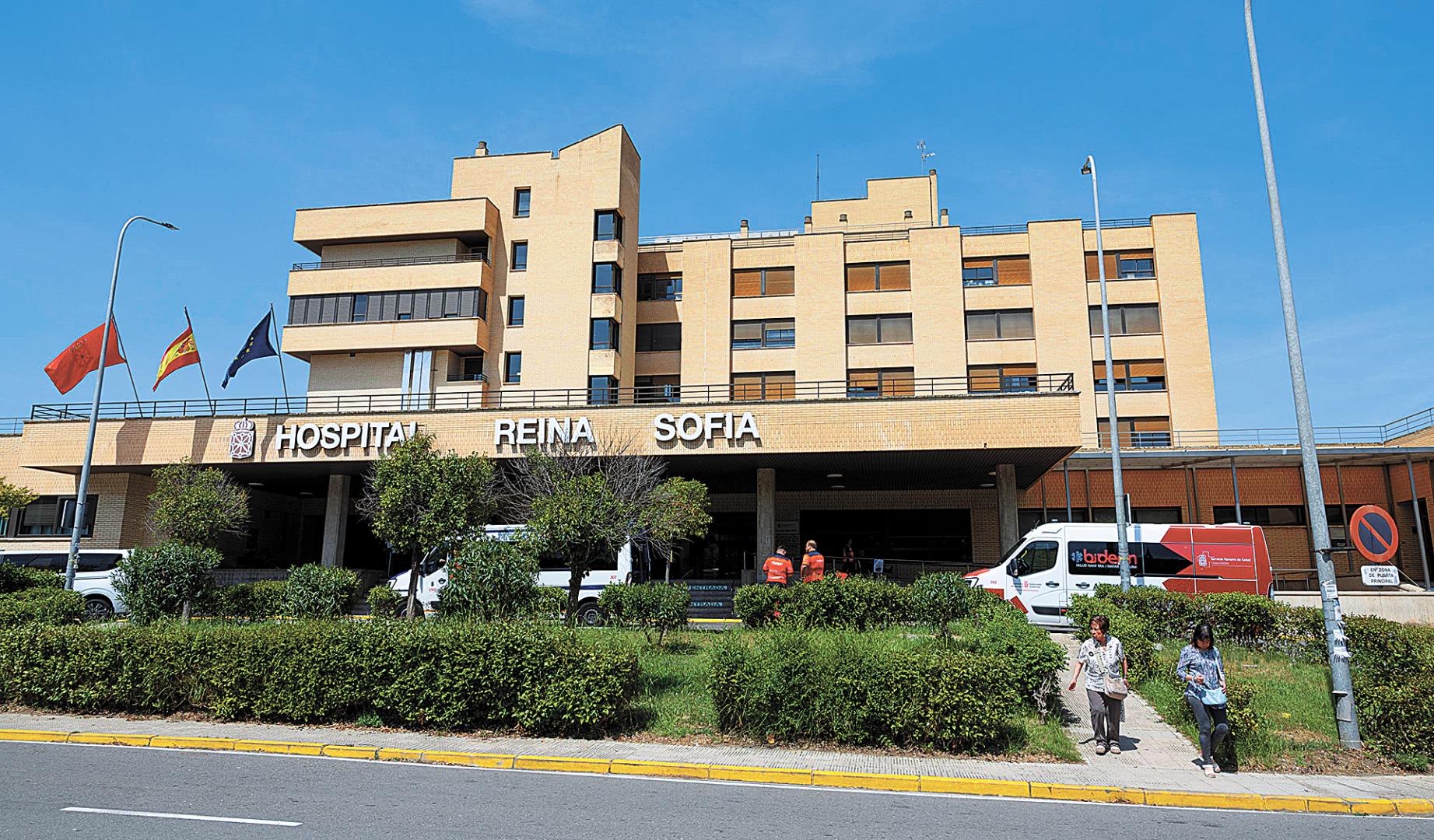 Vista de la entrada principal al Hospital Reina Sofía de Tudela