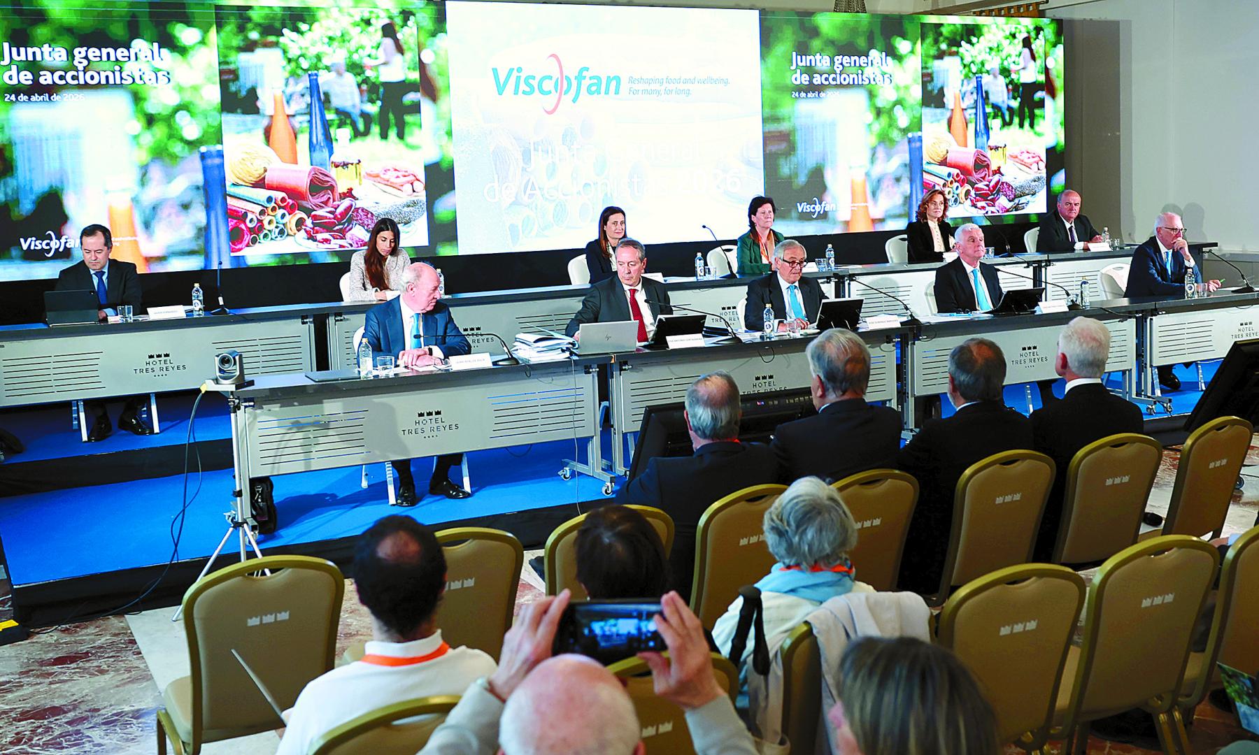 *A: JOSE CARLOS CORDOVILLA *F: 24-04-2026 *P:JOSE DOMINGO AMPUERO (DIRECTOR EJECUTIVO DE VISCOFAN) *L: PAMPLONA *T: JUNTA GENERAL DE ACCIONISTAS DE VISCOFAN