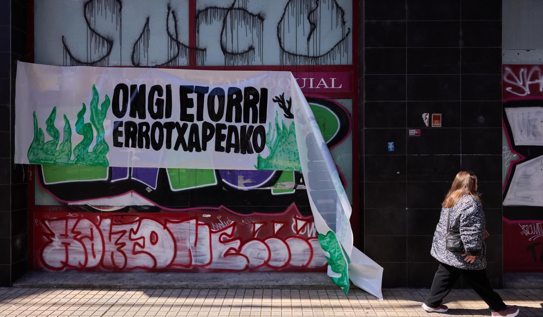 El antiguo local parroquial de la Virgen del Carmen, en la Rochapea, tras el intento de okupación