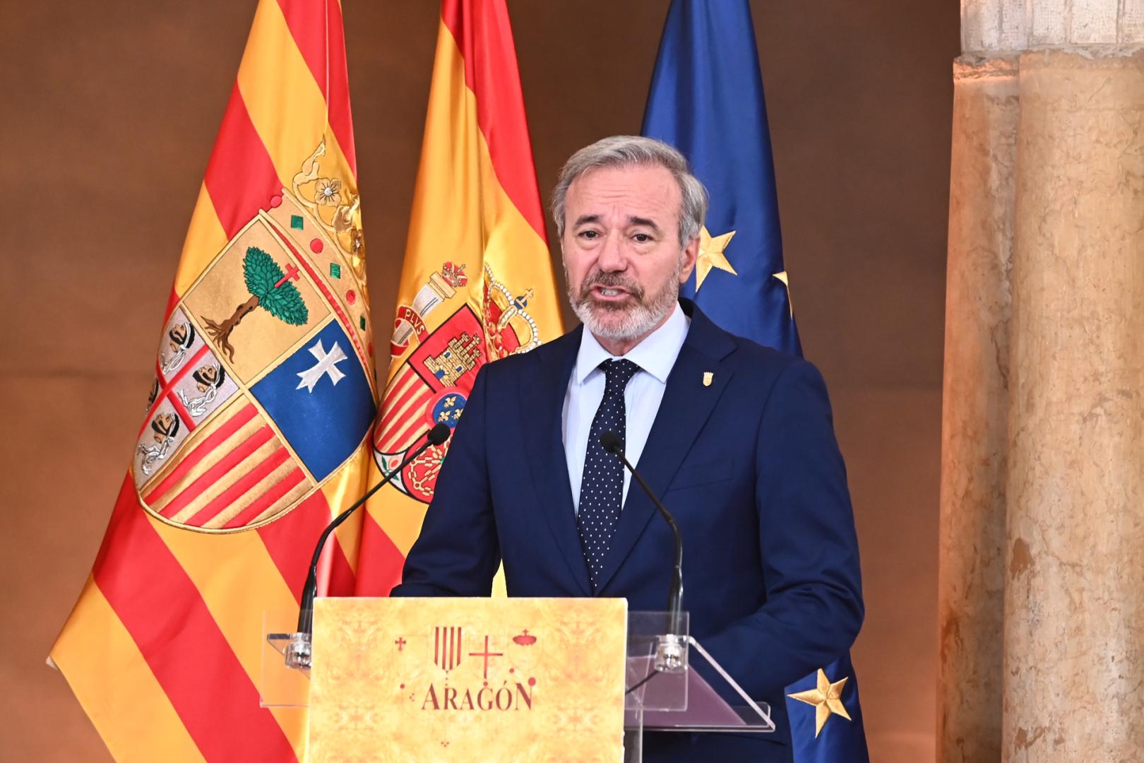 El presidente del Gobierno de Aragón, Jorge Azcón, toma posesión del cargo, en el Patio de Santa Isabel