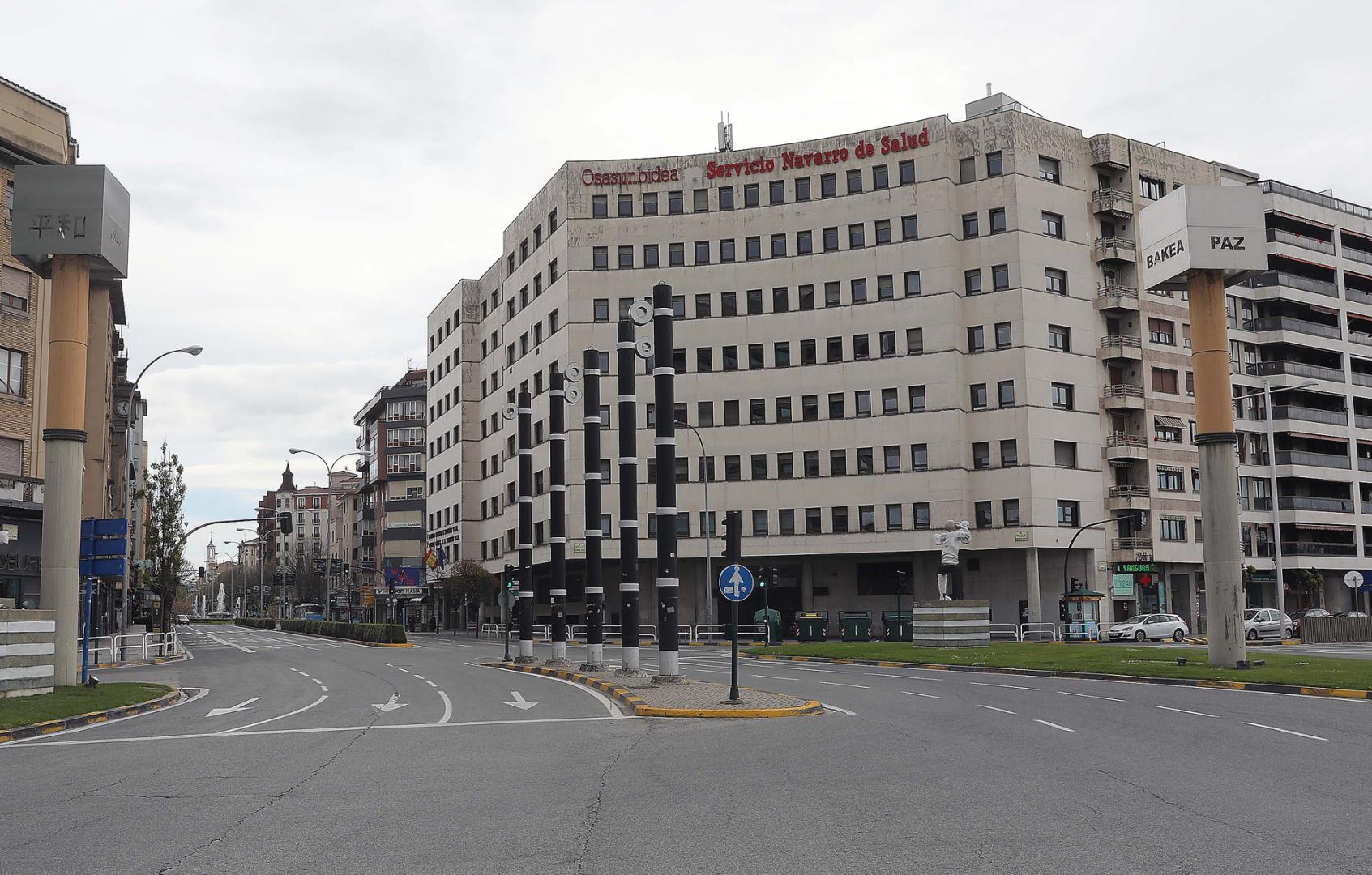 El edificio del Servicio Navarro de Salud-Osasunbidea, en la plaza de la Paz, en Pamplona