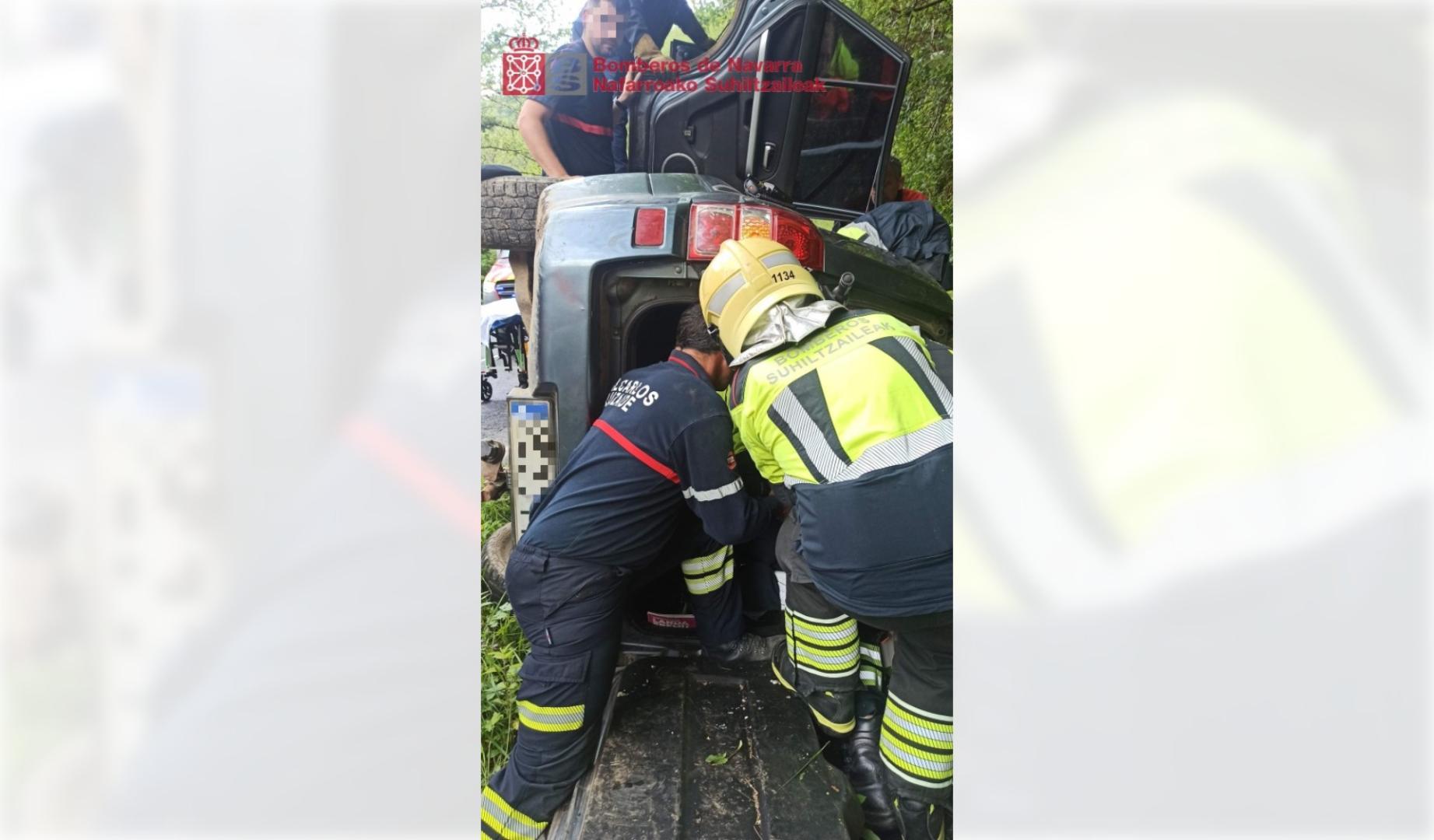Actuación de los Bomberos de Navarra en el accidente de Valcarlos