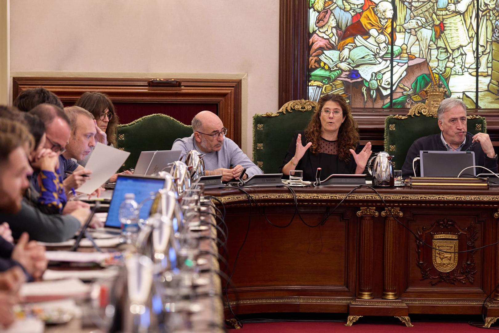 Pleno del Ayuntamiento de Pamplona el 27 de noviembre de 2025
