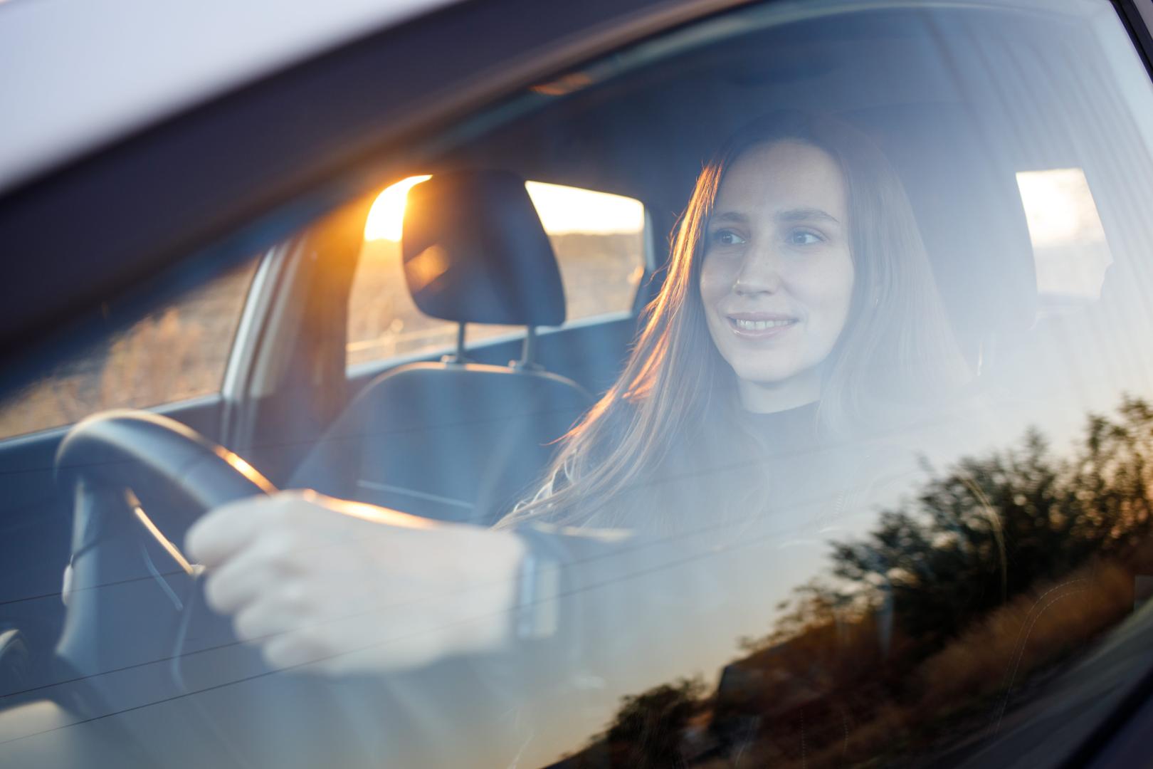 ¿Es obligatorio incluir a los hijos e hijas cuando empiezan a conducir?, una pregunta muy habitual cuando nuestros hijos obtienen el carnet